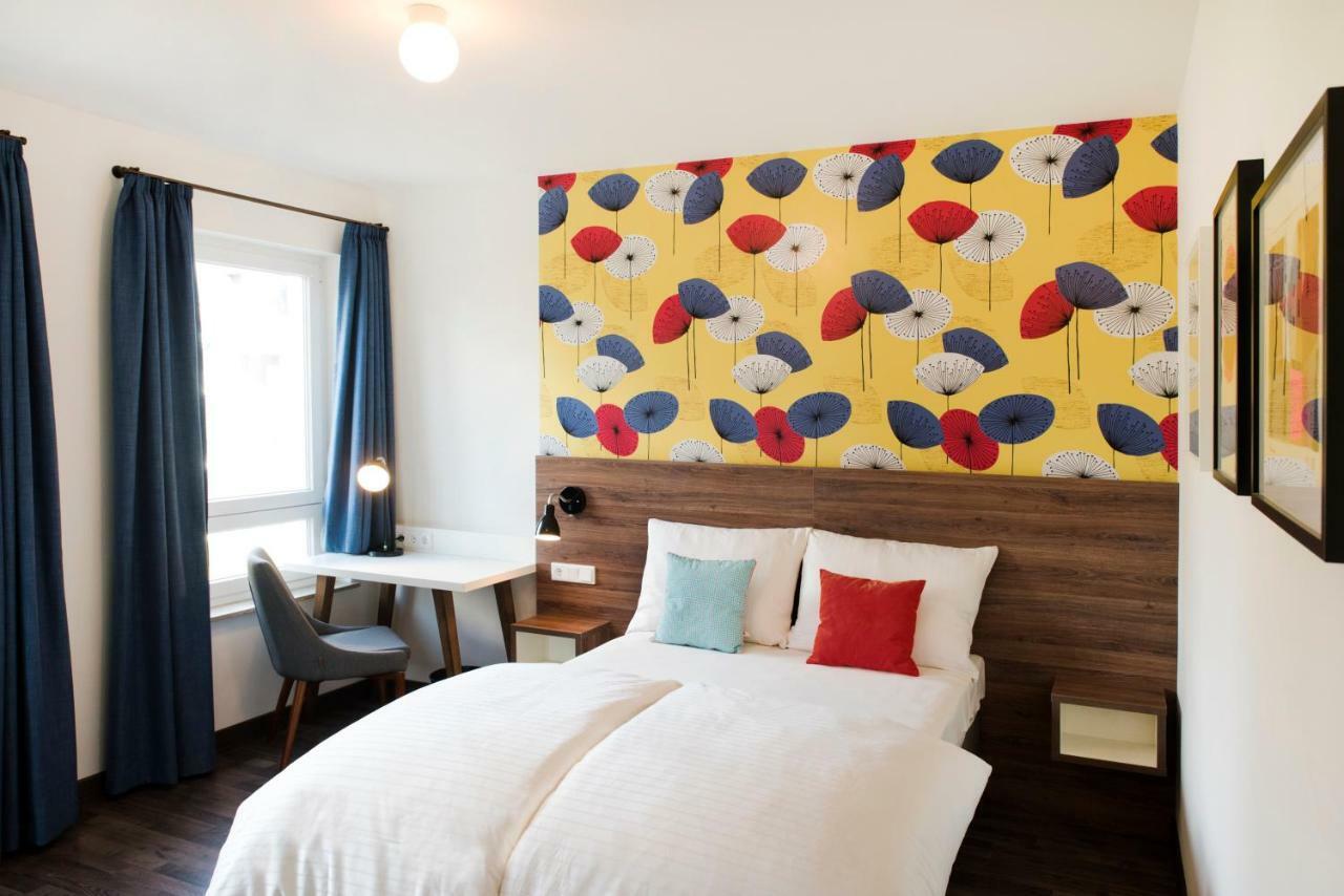 Hotel Koncept Zum Kostbaren Blut - Contactless Check-in